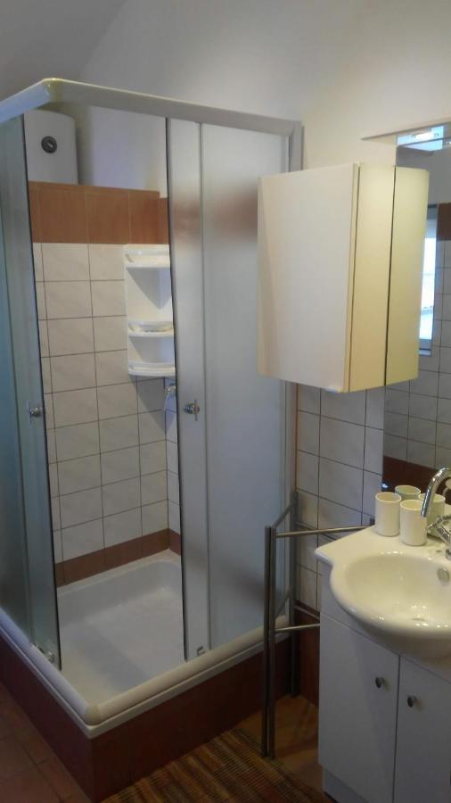 Apartmani Lela Selce Bagian luar foto