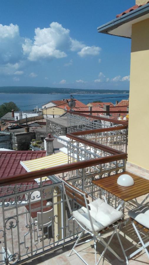 Apartmani Lela Selce Bagian luar foto