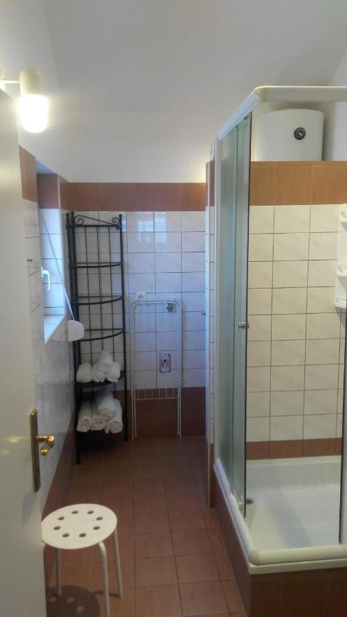 Apartmani Lela Selce Bagian luar foto