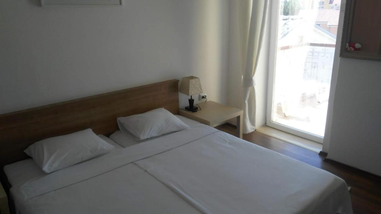 Apartmani Lela Selce Bagian luar foto